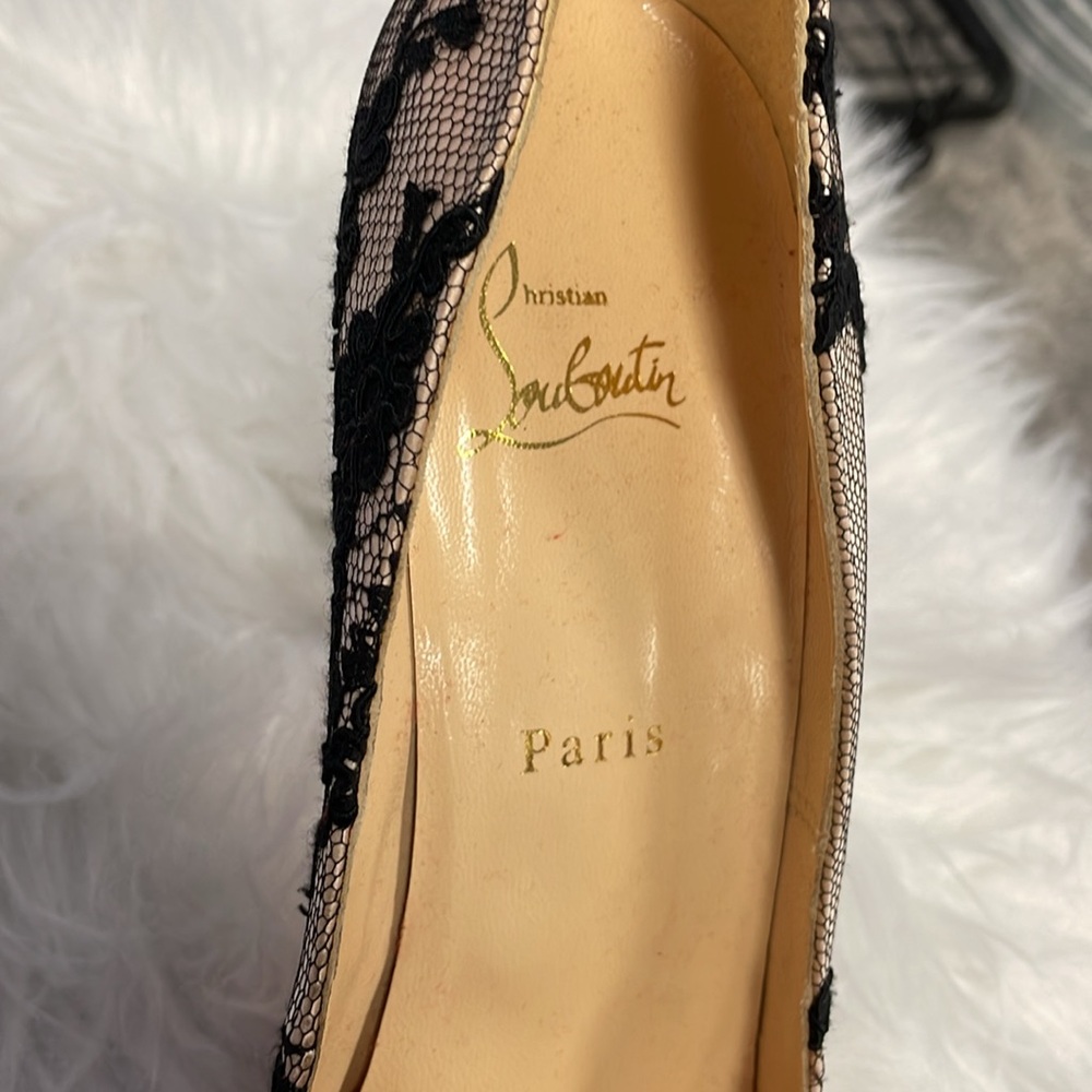 Christian Louboutin Nude and Black Lace Peep-Toe Pumps with Red Sole - Picture 2 of 5